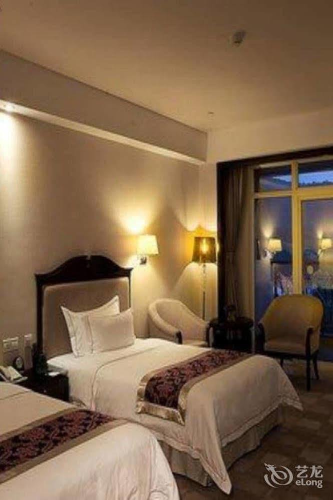 Phoenix Hotel Wuyi Jiangmen Luaran gambar